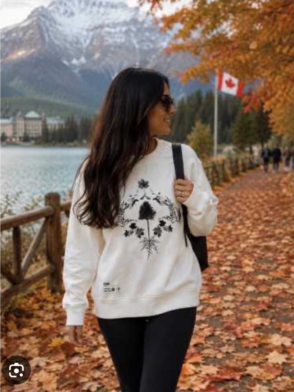 Lululemon sweatshirt size 6